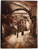 1915 Kerny István(1879-1963): A Vár bejárata. (Nagyszeben)vintage fotó, feliratozva, szélein kissé szakadt, 37x29 cm
