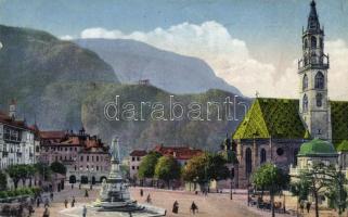 Bolzano, Piazza Vittorio Emanuele, Walter von der Vogelweide monument