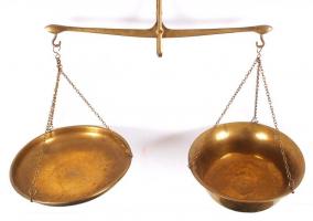 Régi réz karos mérleg / 
Vintage two plate brass scale, 40x50cm