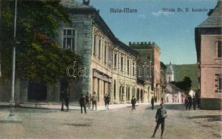 Nagybánya, Strada Lucaciu / street, pharmacy