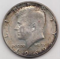 Amerikai Egyesült Államok 1969D. 1/2$ Ag "Kennedy" T:2
USA 1969D. 1/2 Dollar Ag "Kenn...