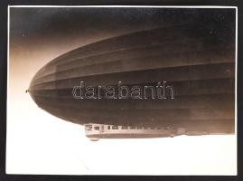 cca 1900 Zeppelin léghajó, légifotó /  Zeppelin airship, aerial photo, 8x11cm