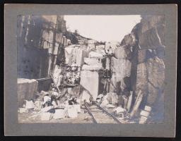 1913 8db felvétel a Poschacher cég neuhausi gránitbányájából, kartonra kasírozva, hátoldalán magyar ...