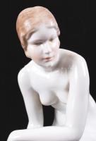 Herendi térdelő akt (Lux Elek), kézzel festett, jelzett (csak mélynyomás, festő), hibátlan, m:35 cm