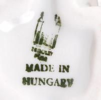 Zsolnay kézzel festett porcelán nyuszi, hibátlan, jelzett / Zsolnay chinaware figure 7 cm