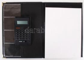 Irattartó jegyzettömbbel és egy jó minőségű számológép eredeti csomagolásában /  Folder with writing pad and a calculator in original package