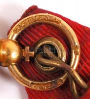 1916. "Ferenc József-rend lovagkeresztje vörös szalagon" arany kitüntetés. Karikán jelzéss...