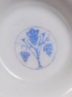 Jelzett lepke-virágos kis váza, jelzett, kézzel festett, hibátlan, m:14 cm