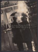 cca 1940 A modern magyar fotográfia egy ismeretlen tagjának esti felvétele, 18x13cm