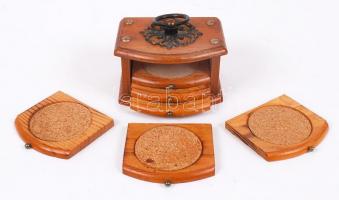 Pohár alátét tartó mini komód, fa, réz díszítéssel, 13×9 cm, m:8 cm