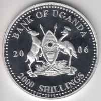Uganda 2006. 2000Sh Ag "A labdarúgás halhatatlanjainak csarnoka - Anglia 1970-es évek / George Weah" T:PP tanúsítvánnyal Uganda 2006. 2000 Shilling Ag "Hall of Fame of football - England 1970s / George Weah" C:PP with certificate