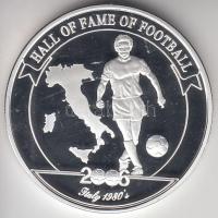 Uganda 2006. 2000Sh Ag "A labdarúgás halhatatlanjainak csarnoka - Olaszország 1980-as évek / Claudio Gentile" T:PP Tanúsítvánnyal Uganda 2006. 2000 Shilling Ag "Hall of Fame of football - Italy 1980s / Claudio Gentile" C:PP With certificate