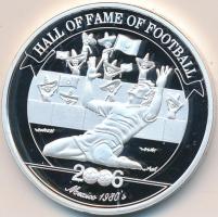 Uganda 2006. 2000Sh Ag "Futball hírességei - Mexikó 1980-as évek / Hugo Sánchez" T:PP tanú...