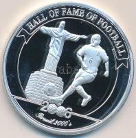 Uganda 2006. 2000Sh Ag "A labdarúgás halhatatlanjainak csarnoka - Brazília 2000-es évek / Rober...