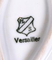 3db régi, aranyozott porcelántál, szélein benyomott díszítéssel, Versailles jelzéssel / 
Vintage gol...