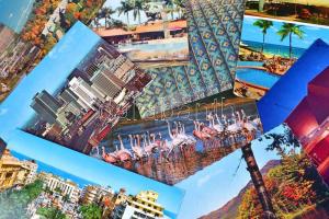 100 db modern, tengerentúli képeslap / 100 modern, worldwide postcards (no Europe)