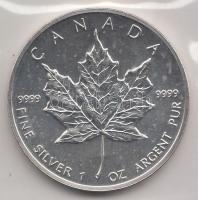 Kanada 1990. 5$ Ag "II. Erzsébet / Juharlevél" (1oz/0.999) laminált fóliában T:BU
Canada 1...