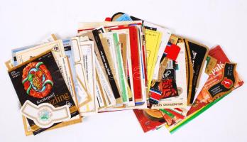 Cca 1970-1980 135 db különféle italcímke, esetenként nyakcímkével, hátcímkével