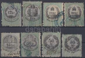 8 db okmánybélyeg papírránccal