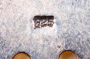 Női ezüst függő (Ag.) csiszolt gránáttal és gyöngysorral, középen csiszolt ametiszttel, jelzett, 4×3...