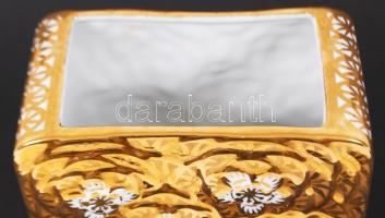 Herendi arany virágos bonbonier, kézzel festett, jelzett (Koszorúsné), hibátlan, 12×14 cm / Herend s...