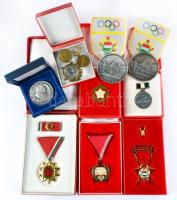 Vegyes emlékérem és szocialista kitüntetés tétel (9db), közte "Budapest" Br emlékérem (2x)...