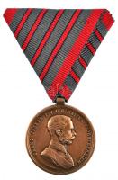 1914. "Ferenc József Bronz Vitézségi Érem / Der Tapferkeit" Br kitüntetés nem eredeti mellszalagon, szign.: Tautenhayn + 1913-1918. "Katonai Legénységi Szolgálati Jel II. osztálya" Br kitüntetés nem eredeti mellszalaggal T:2 Hungary 1914. "Franz Joseph Medal for Bravery bronze" Br medal with not original ribbon, sign.: Tautenhayn + 1913-1918. "Military Service Medal 2nd class" with not original ribbon C:XF