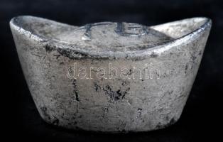 Kínai Császárság / Qing Dinasztia DN. 2 Tael Sycee Ag súlytömb hajó formában (67g) T:2-
China Empire...