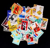 135 db gyufacímke, sorozatokkal, borítékban