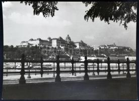 1945 előtti képek Budapestről; Margitsziget, Óbuda... 10 db kfl méretű városkép, egyik a háború után...