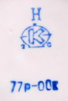 Hatalmas porcelán tétel, néhány csészén és kiöntőn lepattanás