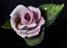 Kézzel festett Herendi porcelán rózsa, apró lepattanásokkal / Herend chinaware rose with small, repa...