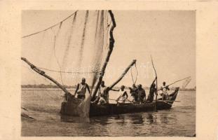 Fishermen, Chari River, Chad, folklore, Chadi afrikai folklór, Chari folyó, hajó