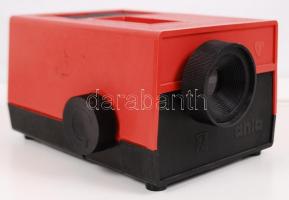 Retró diavetítő, működőképes 17 db filmmel, zömmel mesefilmek!