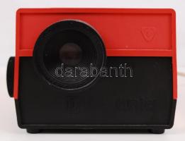 Retró diavetítő, működőképes 17 db filmmel, zömmel mesefilmek!