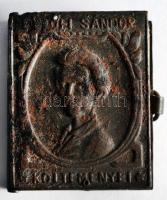 Minikönyv: Cca 1910 Petőfi Sándor: Nemzeti dal. A jó öreg kocsmáros. Pató Pál úr. Fém borítású, szét...