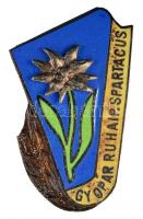 ~1960. "Gyopár Ruhaipari SPARTACUS" tűzzománcozott Br turista jelvény (3x) háromféle színv...