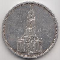 Német 3. Birodalom 1934A 5M Ag "Garnisonkirche" T:2
German Third Reich 1934A 5 Marks Ag &q...