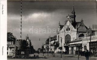 Nagyszalonta, országzászló, városháza, Freiberger, Engel Sándor és Gerő Blanka üzletei / flag, town hall, shops