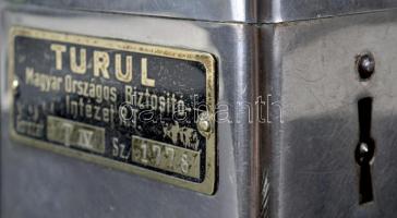 cca 1930 Turul Magyar Országos Biztositó-Intézet R.T., nikkelezett fémlemez persely (kulcs nélkül) /  Vintage money box, 11x8,5x5,5cm