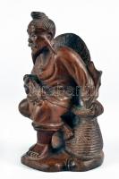 Faragott japán pipázó kereskedő, jelzés nélkül,  m:10 cm