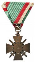1941. "Tűzkereszt I. fokozata" bronzozott cink kitüntetés mellszalaggal T:2
Hungary 1941. ...
