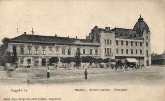 Nagykőrös, Népbank, Központi szálloda, Postapalota (kis szakadáds / small tear)