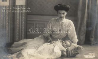 Cecilie zu Mecklenburg with his son