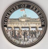 Libéria 2001. 10$ "Szabadság pillanatai-A berlini fal lerombolása 1989." multicolor T:PP
L...