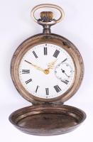 cca 1900 Ezüst (Ag) tokos, duplafedeles zsebóra porcelán számlappal, másodpercmutatóval, működik, de javításra szorul (a számlapon nincs üveg, a hátsó fedelek belső oldala össze van karistolva) /  Silver hunter case pocket watch with porcelain dial (with faults, needs repair), br: 81,1gr