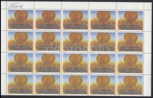 Ausztria 1996/1999 Adolf Tuma képzőművész által tervezett és aláírt 2 db 12-es és 1 db 40-es hajtott levélzáróív