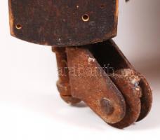 Antik csempelapokkal berakott zsúrkocsi, csempe törött, kerekek szorulnak,egyik szárny hiányzik, 37×...