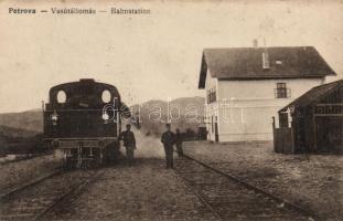 Petrova vasútállomás / railway station