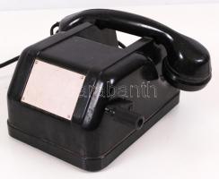 Felhúzhatós régi telefon, 21×20